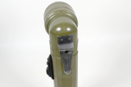 Lampe de poche à tête inclinée de l'armée américaine MX-991/U OD Green