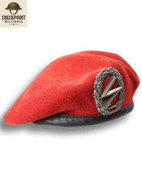 German Beret "Fernmeldetruppe"