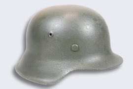 Model 1942 (M42) steel helmet