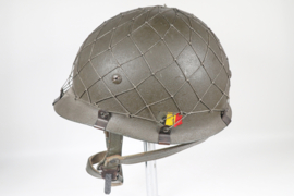 Belgian Issue M71 Paratrooper Helmet.