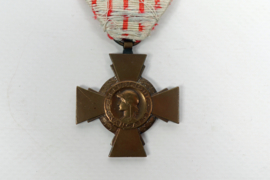 Combatant's Cross