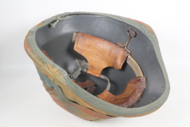 Casque suisse M1918/40 et housse camouflage d'automne