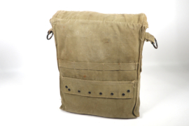 Sac médical de combat américain de la Seconde Guerre mondiale