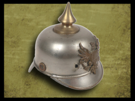 Miniatuur Duitse  Pickelhaube