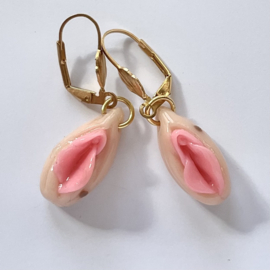 PUSSY EARRINGS