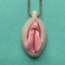 Pussy Pendant Unique Piece