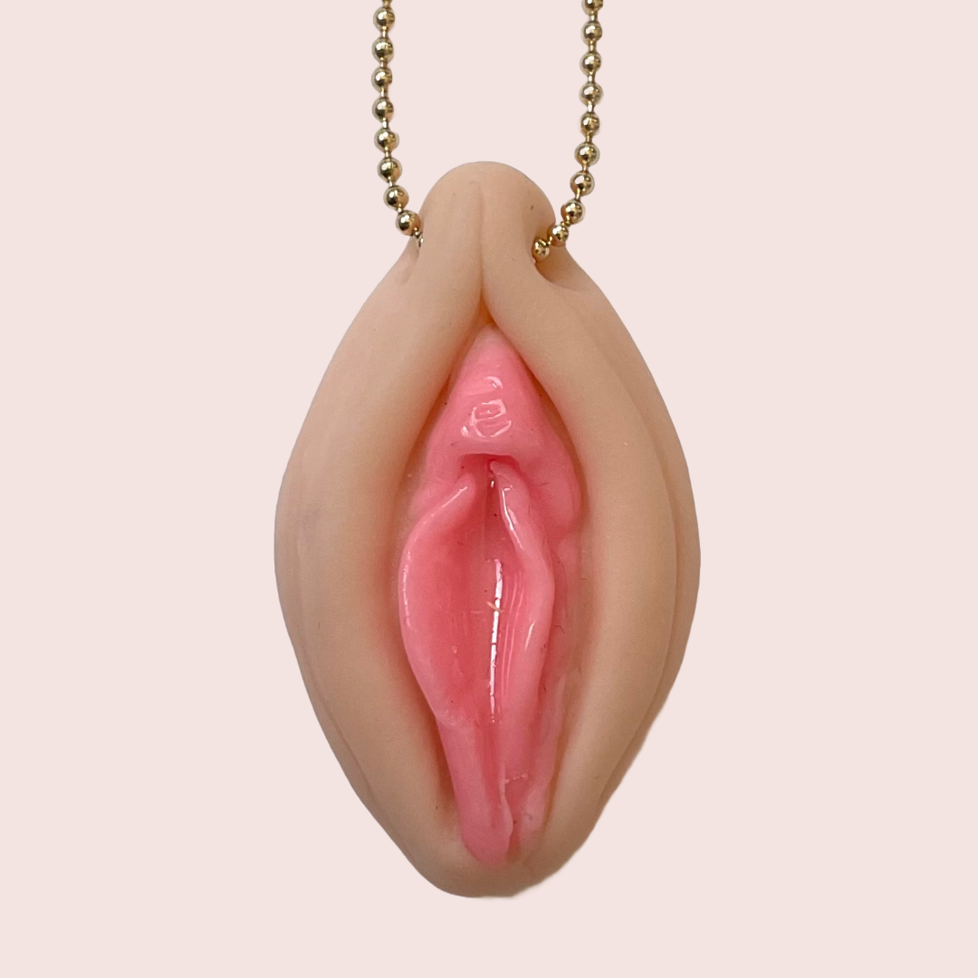 Pussy Pendant Unique Piece