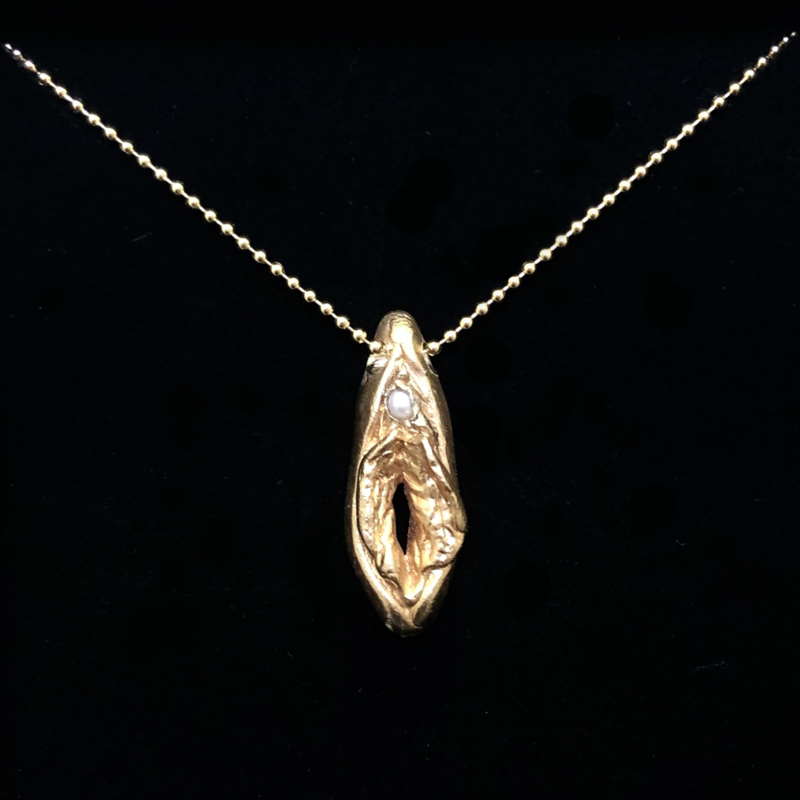 Gold coloured - Pussy Pendant  with Pearl (limited edition)