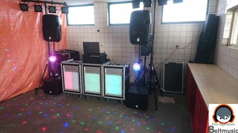 Huur Kleine disco (klik op foto voor info)