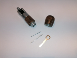 Wooden sewing awl with 2 needles