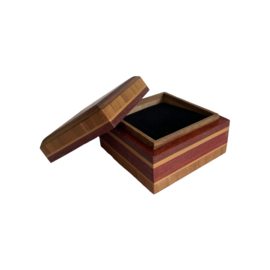 Houten doosje