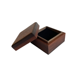 Houten doosje