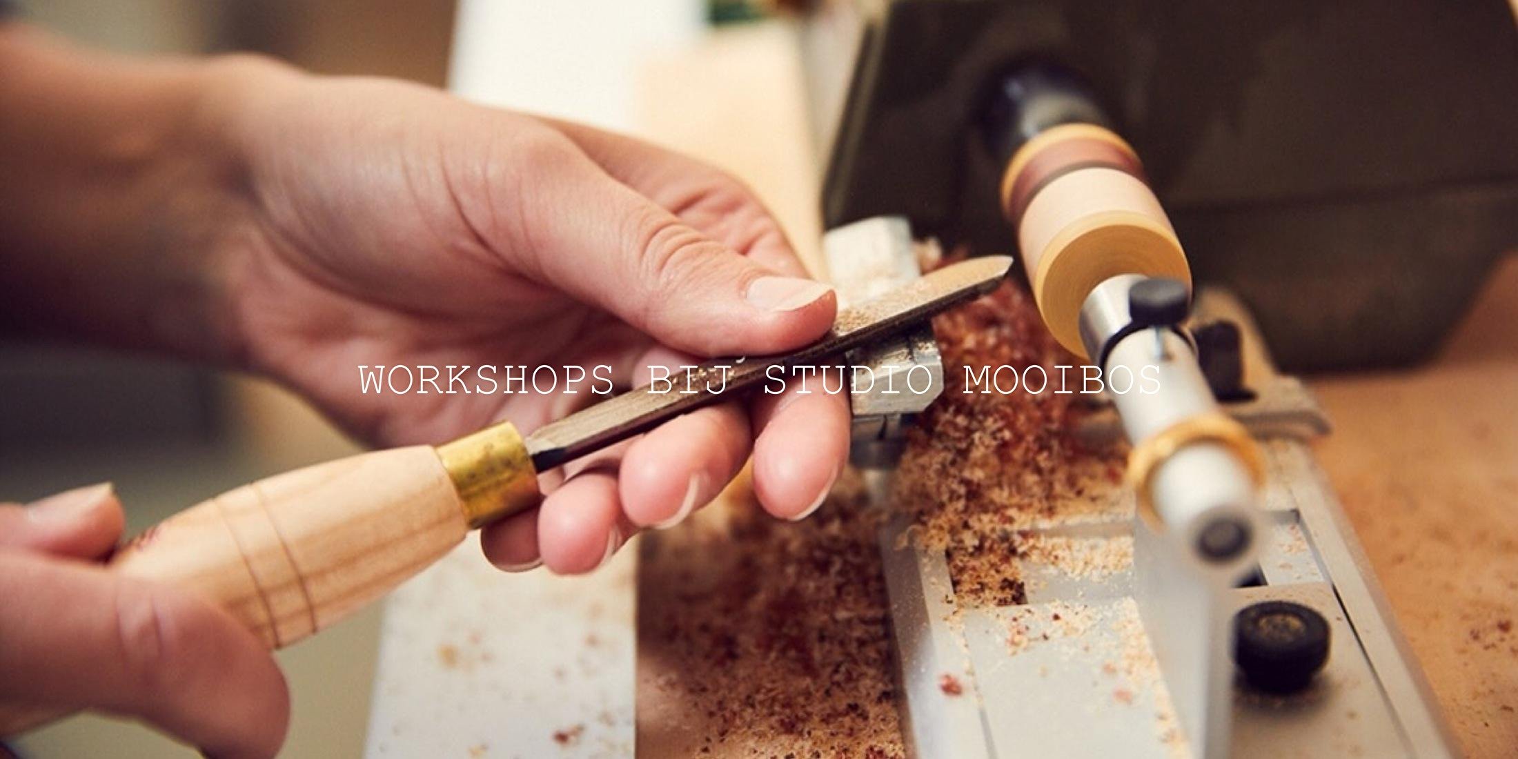 Workshop Houten Sieraden Maken bij Studio Mooibos 