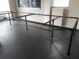 Bureau tafel's op maat gemaakt