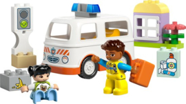 Ambulance  - Lego Duplo 10447