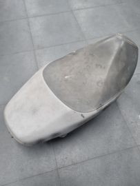 Zadel Buddy seat  Aprilia part nr. AP8129465