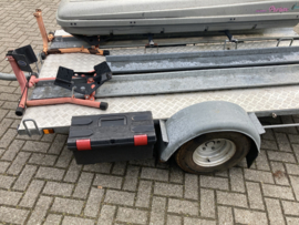 Motor aanhanger verhuur
