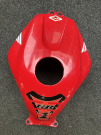 Cbr600rr Tank cover Rood gebruikt maar onbeschadigd