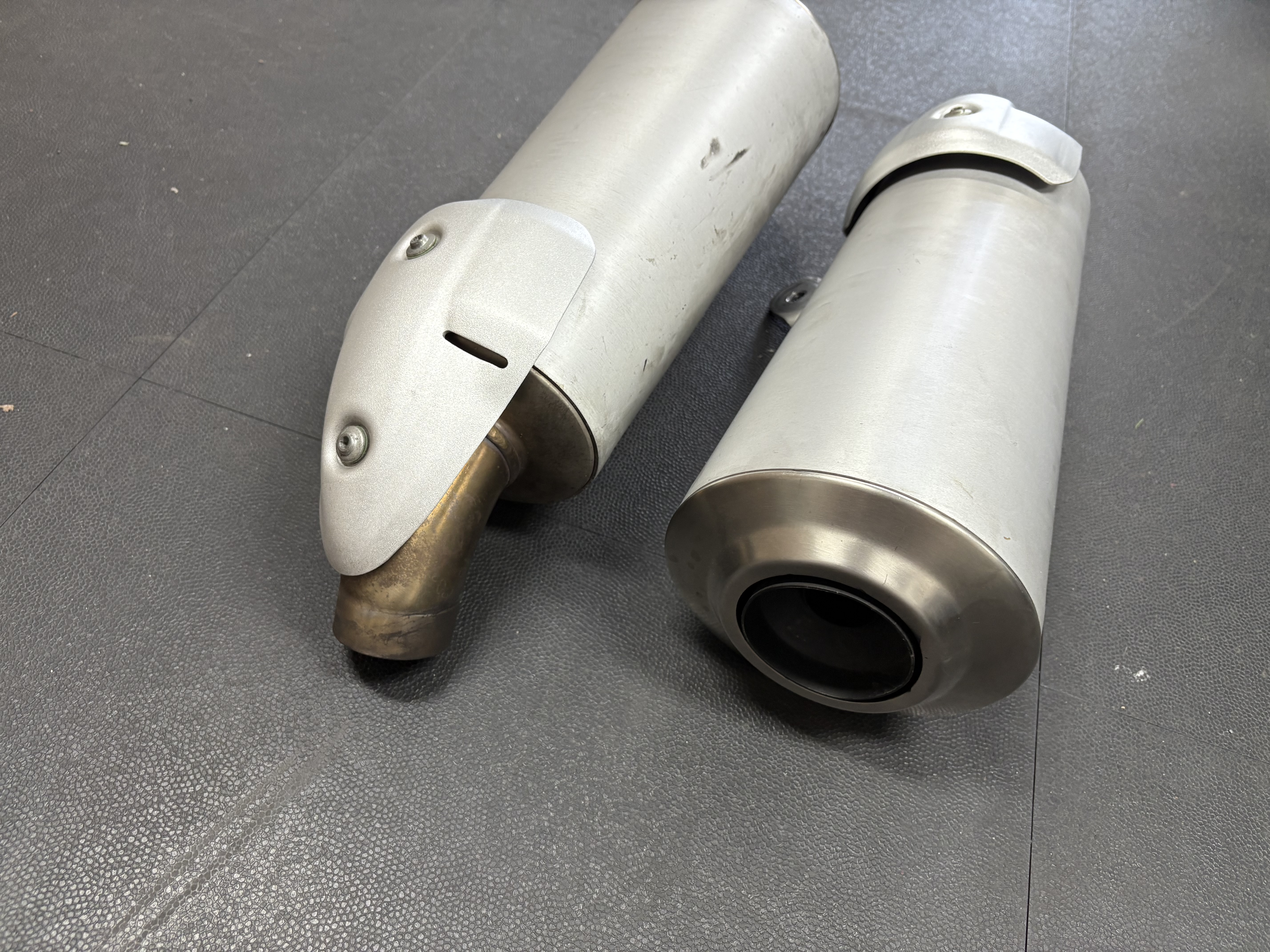 Orginele uitlaten set Ducati Monster 696 2008-2009