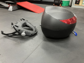 Givi Top koffer met drager yamaha mt 09  tracer 2015 2016