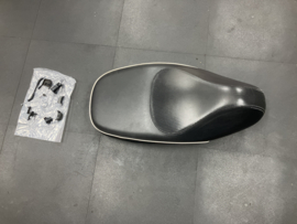 Zadel buddy seat slot defect