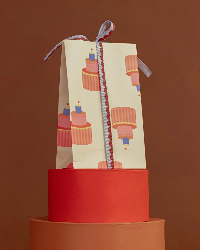 Giftwrapping techniek blokbodemzakken