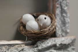 Vogelnestje met eieren  7 cm