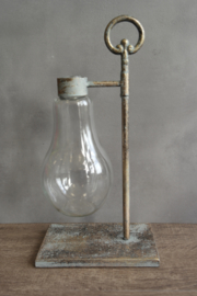 Metalen ornament met glas