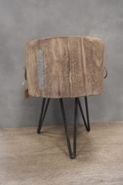 Paulownia wood stool with cover