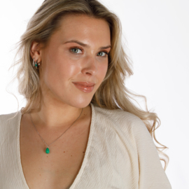 MY BENDEL | Zilveren oorbellen met groene Agaat edelsteen
