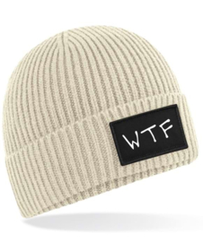 Muts met tekst *WTF