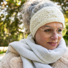 Sjaal Met Verhaal Haarband Granny Square Crème