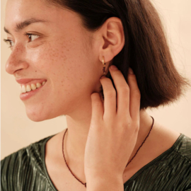 A Beautiful Story Oorbellen Miraculous Granaat