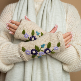 Sjaal Met Verhaal Handwarmers Flowers Beige