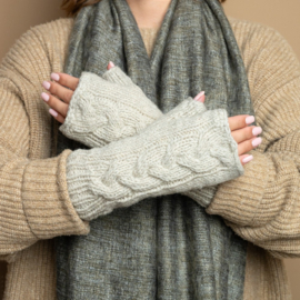 Sjaal Met Verhaal Handwarmers Cable Crème