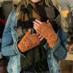 Sjaal Met Verhaal Handwarmers Cognac