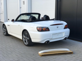 Koffer spoiler "oem stijl" ongespoten