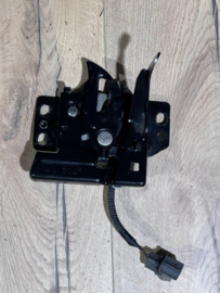 Motorkap slot (gebruikt)