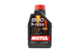 Motul X-Cess 8100 SAE 5W40 motorolie 1L