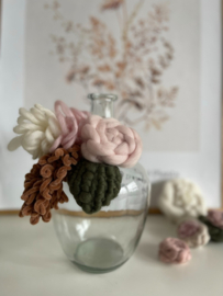 B L O E M E N T U I N  van macrame