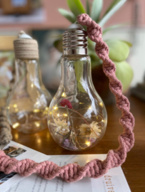 P E E R T J E  van macrame