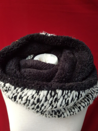 Bickley + Mitchell Scarf Infinity  - Black/White