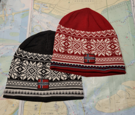 Arctic Circle Tor Beanie - Dark Grey / Red