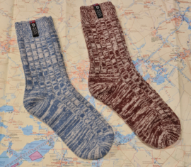 Noorse sokken GiftBox NL wit 2-pack 70% wol dames 36/41 blauw-rood