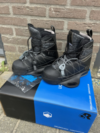 2024 Liquid force classic maat 36-37 een keer testgevaren