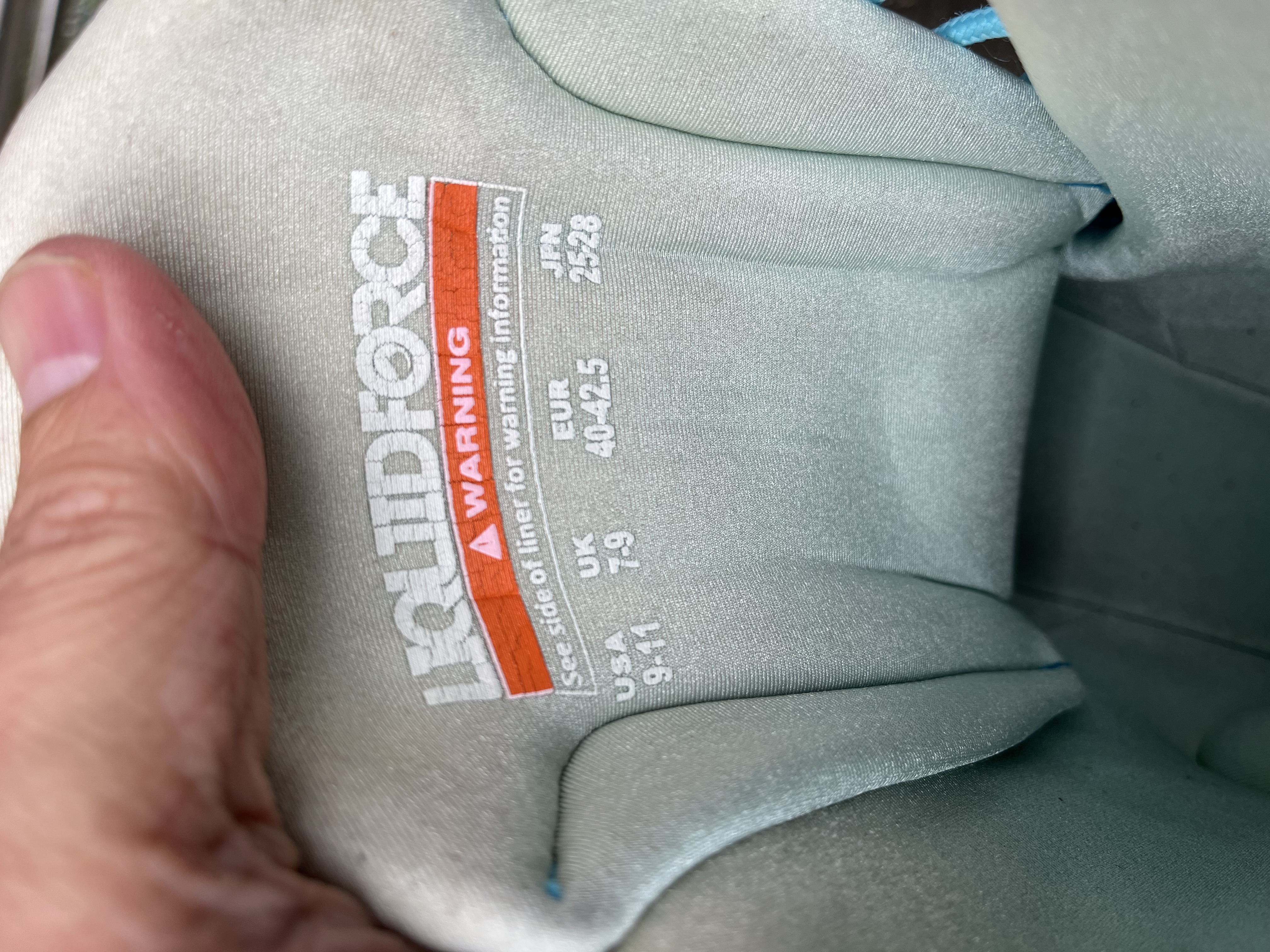 Liquid force trek 4D amper gebruikte binding maat 39-41