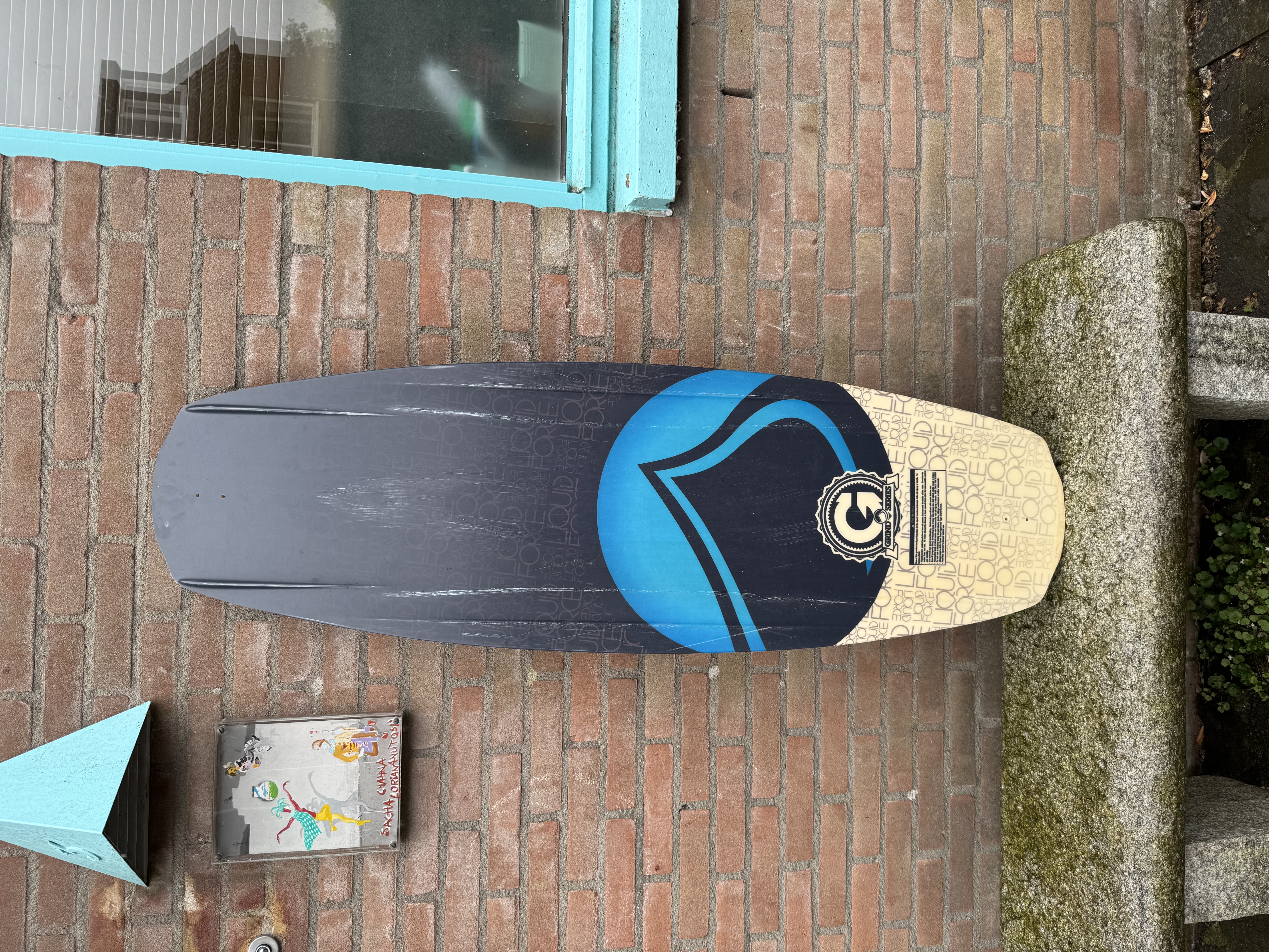 Liquid force rogue grind 139 cm uitverkocht