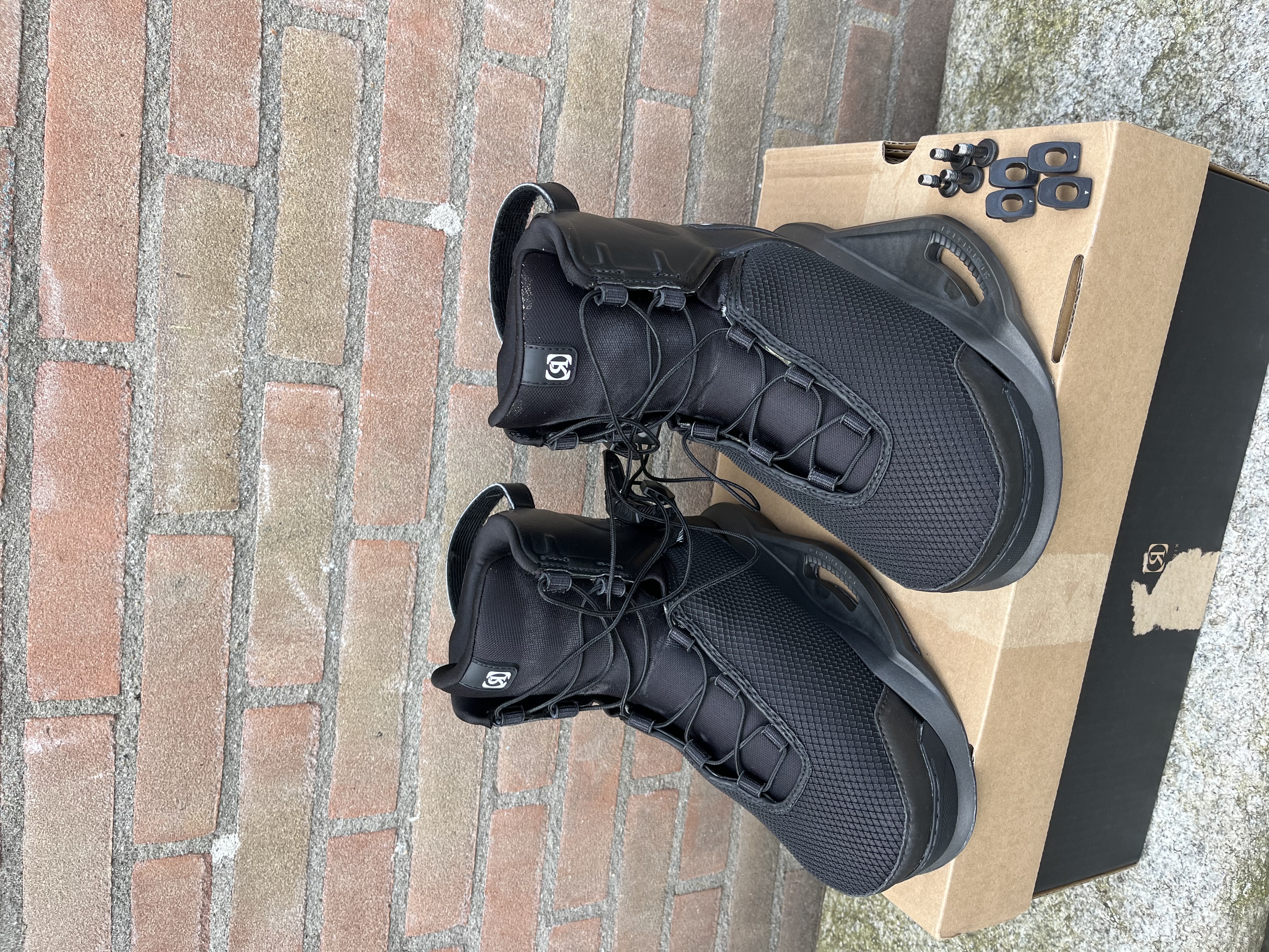 Ronix Parks weinig gebruikte dichte binding 40-41