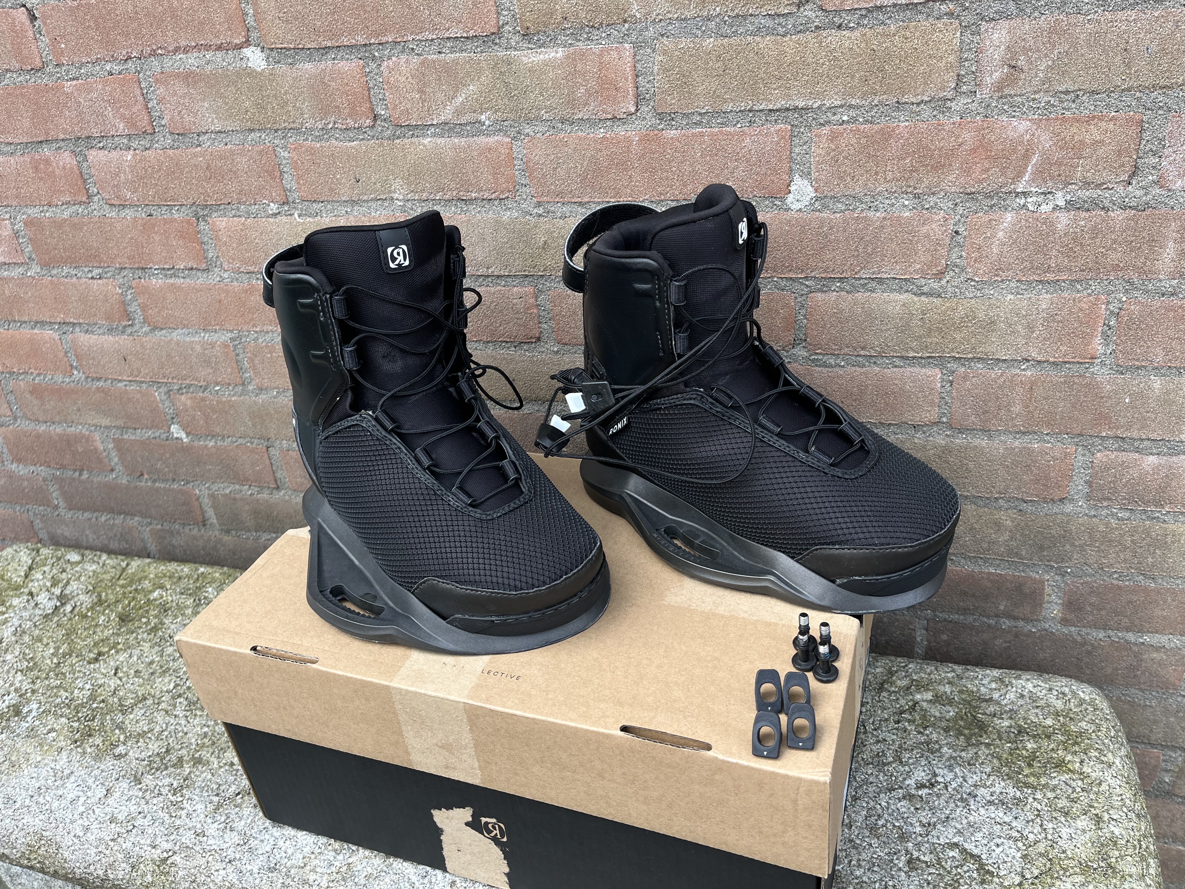 Ronix Parks weinig gebruikte dichte binding 40-41