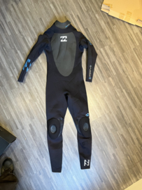 Billabong full wetsuit 3/2 mm met knie stukken small medium gebruikt